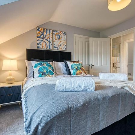Spacious Nottingham Abode - Sleeps 16 Eksteriør billede