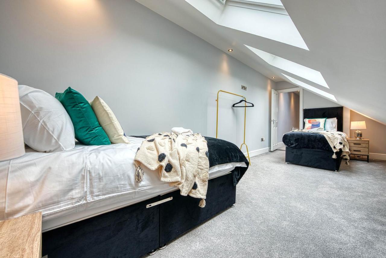 Spacious Nottingham Abode - Sleeps 16 Eksteriør billede